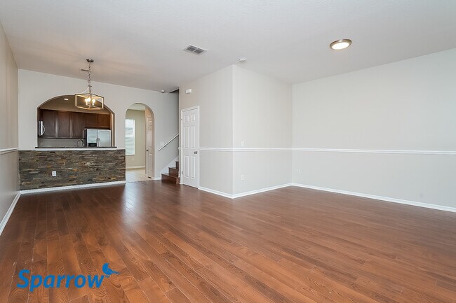 Foto del edificio - 14174 Oakham Street