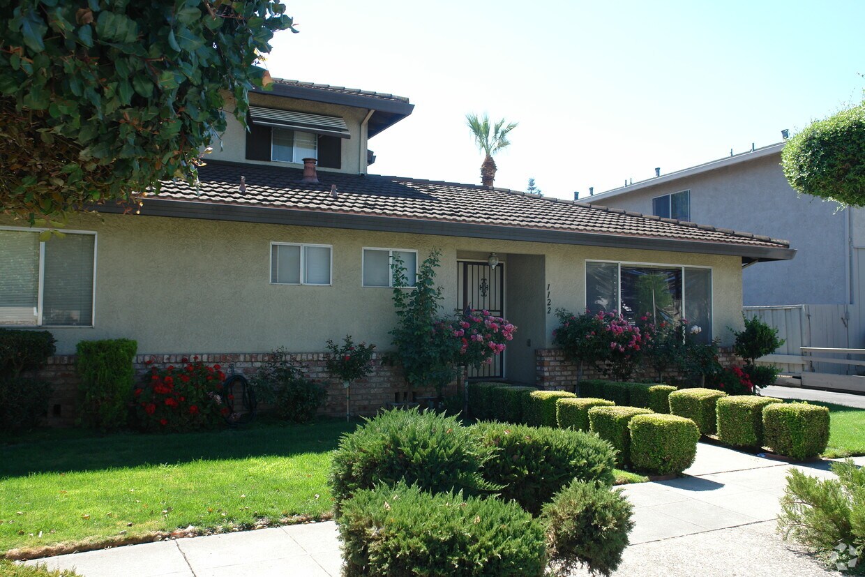 Foto principal - 1122 Francisco Ave