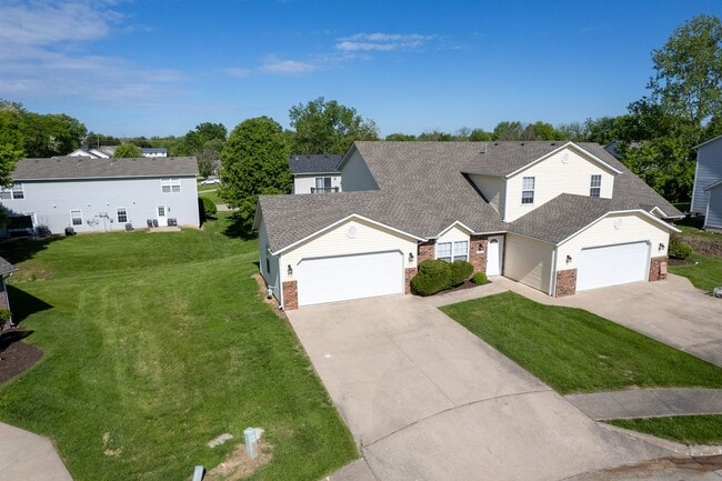 Foto del edificio - 5009-5011 Betty Jean Way