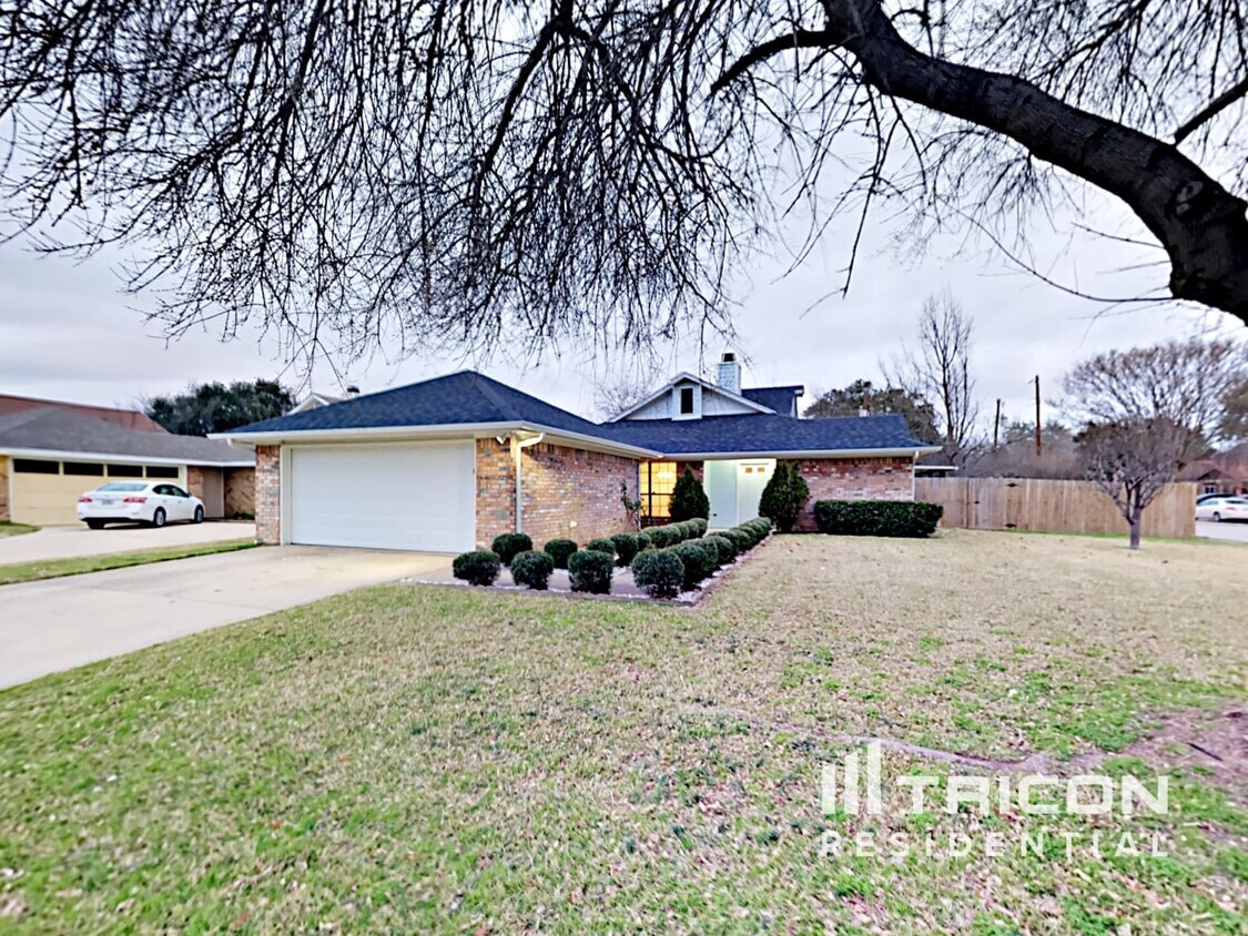 Foto principal - 2221 Markland St