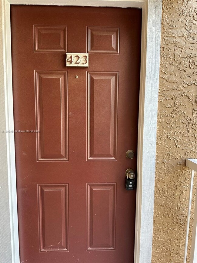 Foto del edificio - 10441 SW 156th Ct
