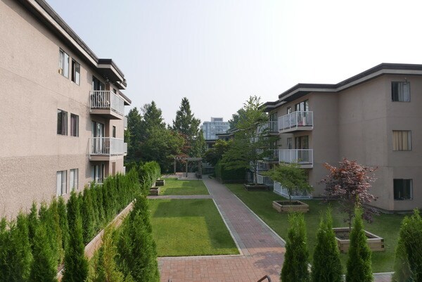 Photo du bâtiment - Renaissance on Shaw