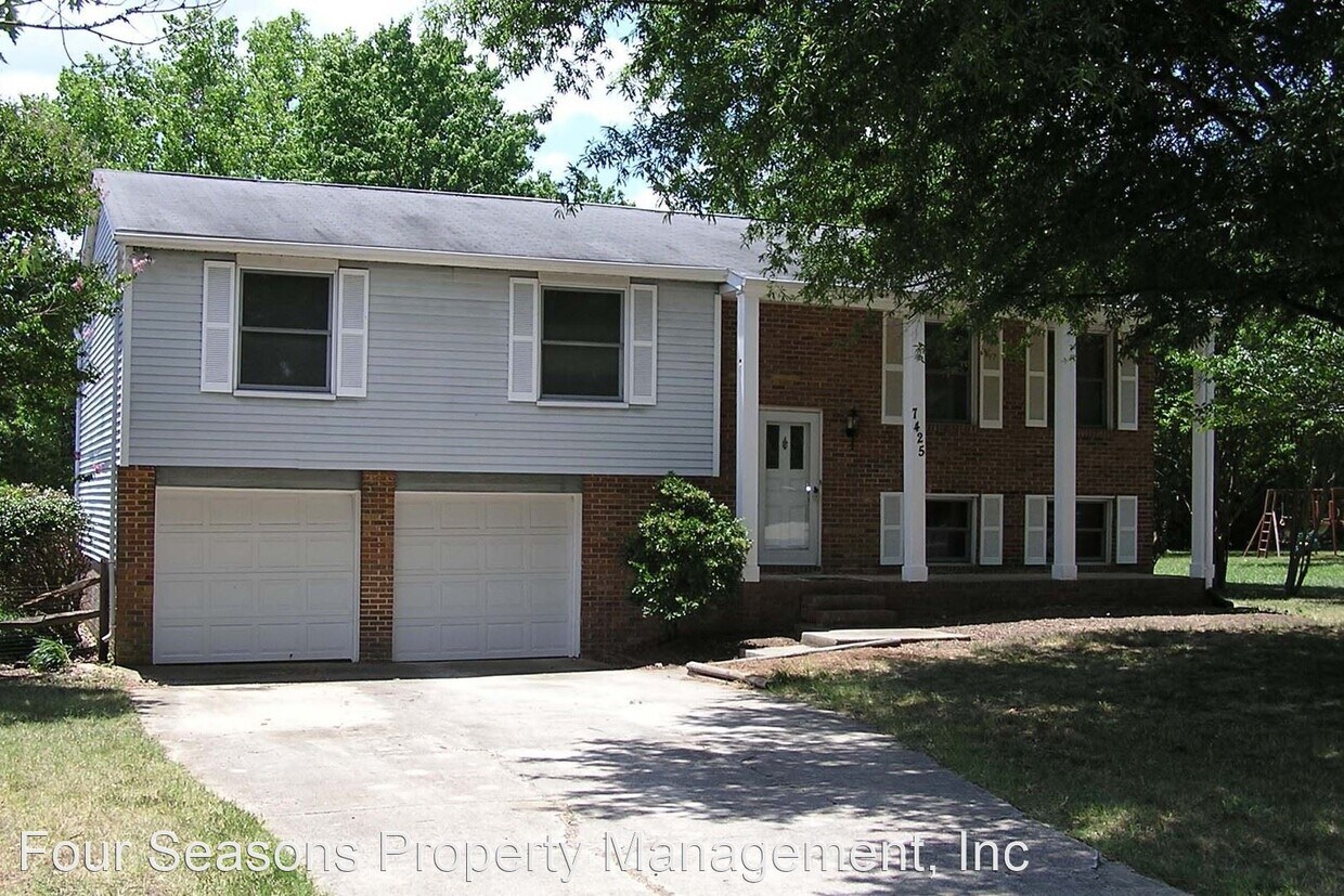 Primary Photo - 3 br, 2.5 bath House - 7425 Dotts Court