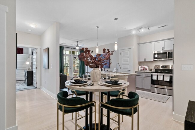 Building Photo - 198 Milltown Apartments