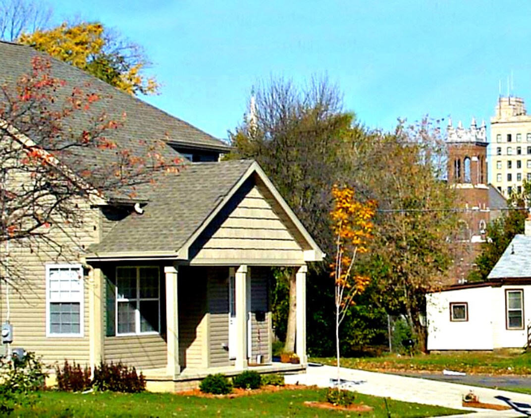 Primary Photo - Partnership Park