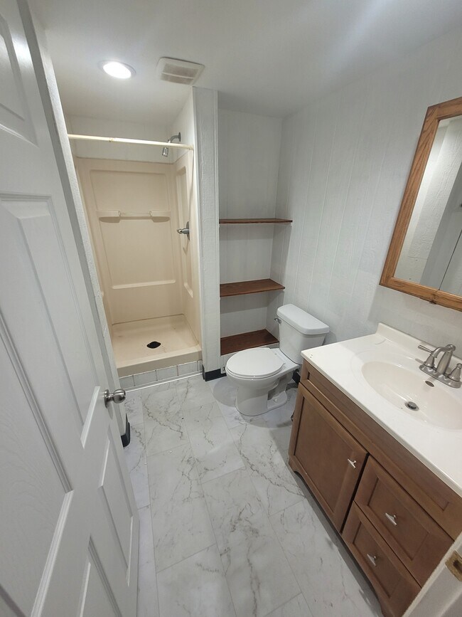 Foto del edificio - 4226 Spruce Hills Dr