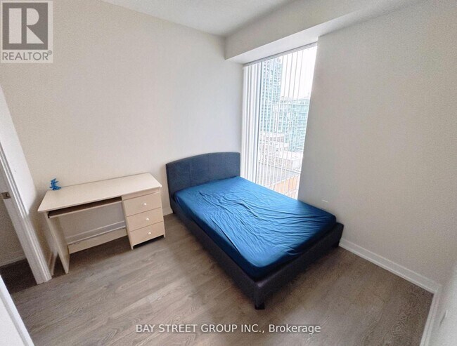 Building Photo - 99 John St