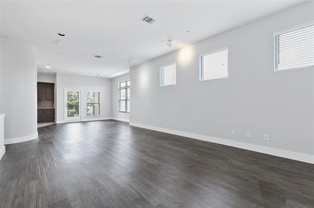 Building Photo - 4412 McKinney Ave