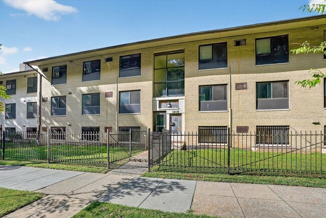 Photo - 2025 Move-In Special – $200 Off First Mont... Apartment