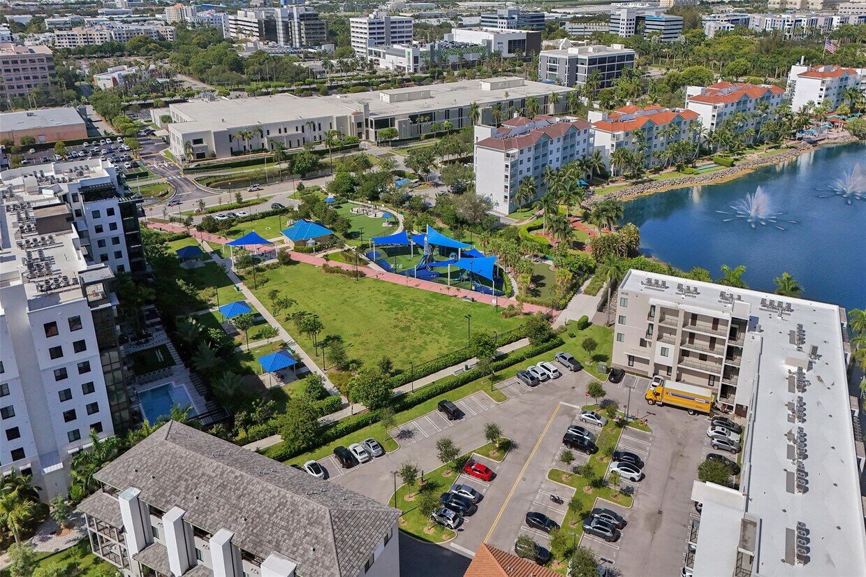 Foto principal - 8001 NW 41st St