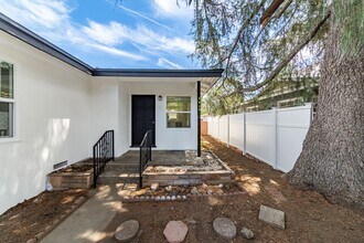 Building Photo - 5816-5818 Kester Ave