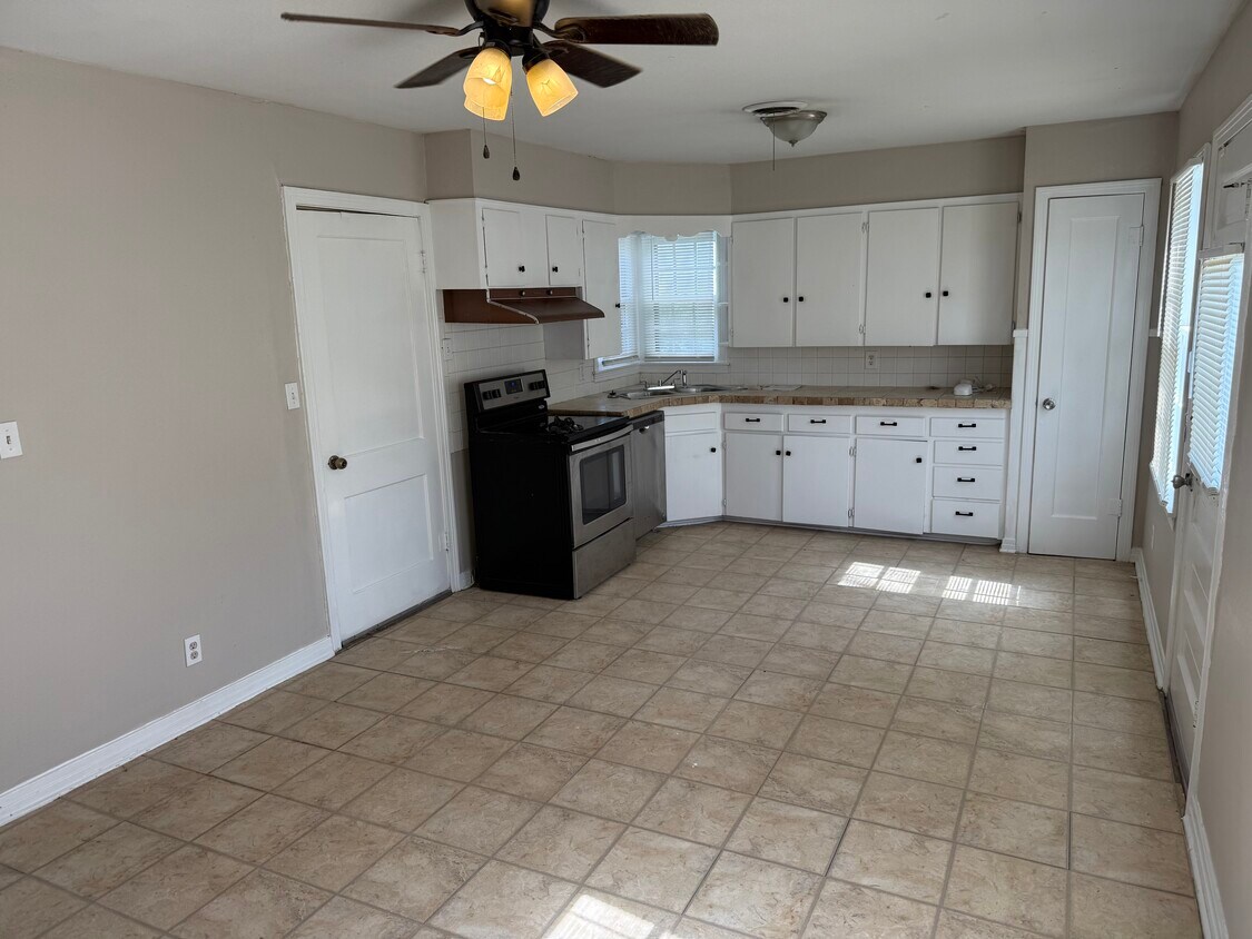 Foto principal - 4311 Cline Road