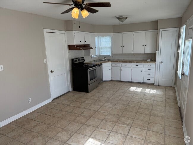 Building Photo - 4311 Cline Road