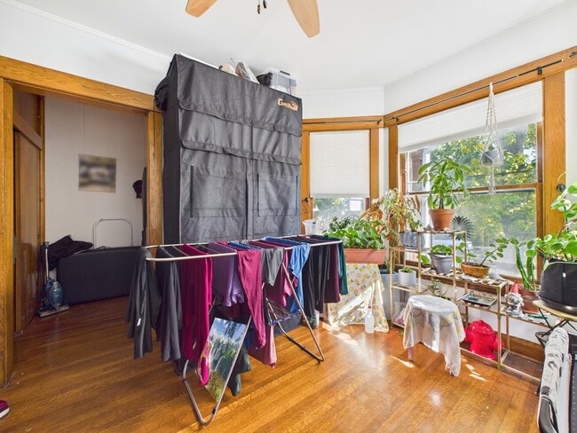 Building Photo - 4318 N Albany Ave