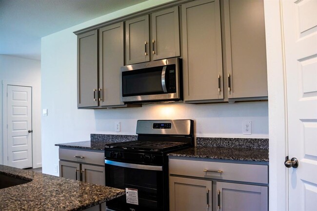 Foto del edificio - 31622 Whittis Hl Wy