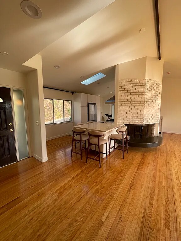 Foto del edificio - 3632 Amesbury Rd