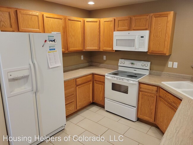 Building Photo - 2 br, 2 bath House - 1703 Whitehall Drive #2H
