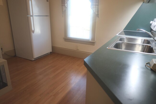 Foto del edificio - 11026 Roessner Ave