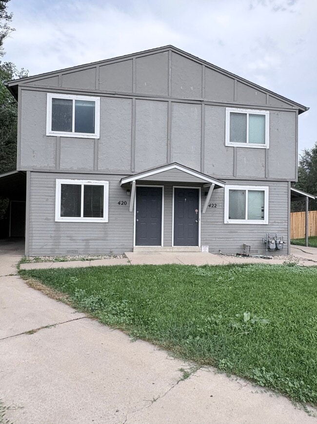 Building Photo - 420 S Fenton St