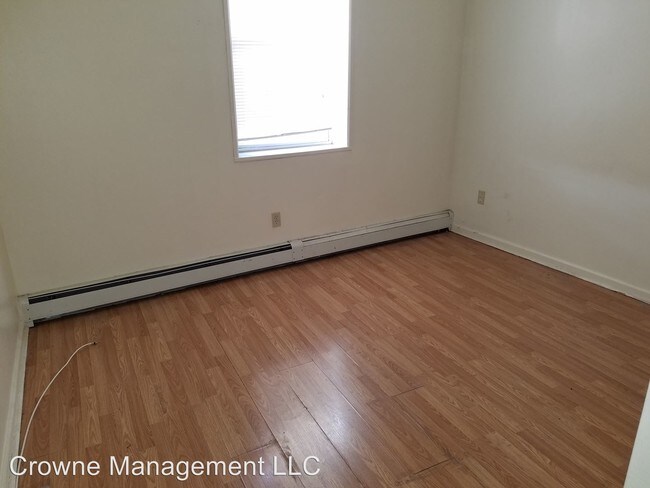 Building Photo - 2 br, 1 bath Apartment - 22 Horatio St.