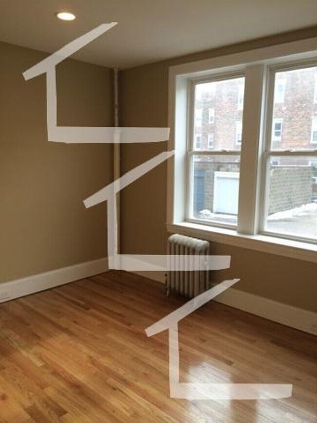 Foto del edificio - HOT BROOKLINE LISTING!!!!!