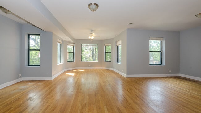 Building Photo - 2211 E 69th St