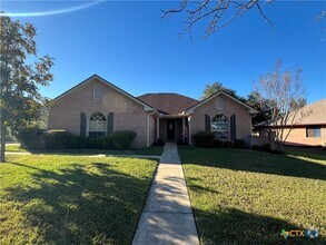 Building Photo - 2200 Chisholm Trail