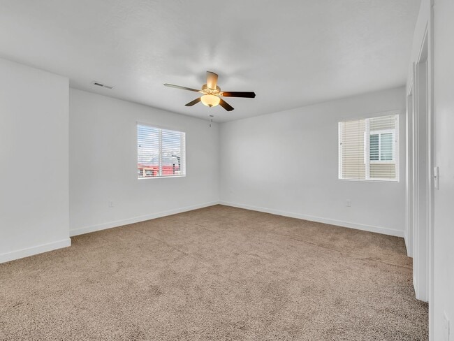 Foto del edificio - Herriman 3 Bedroom Townhouse Ready to be Called Home!
