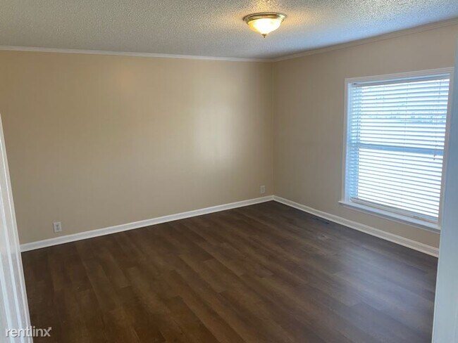 Building Photo - 3 br, 2 bath House - 222 Lockhart Road