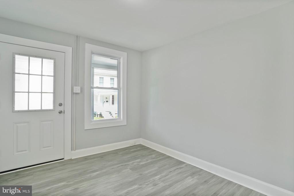 Foto principal - 438 Jonathan St