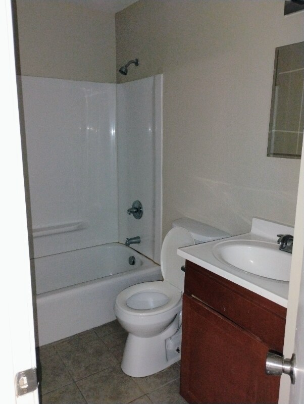 Foto del edificio - 5071 Baker Blvd