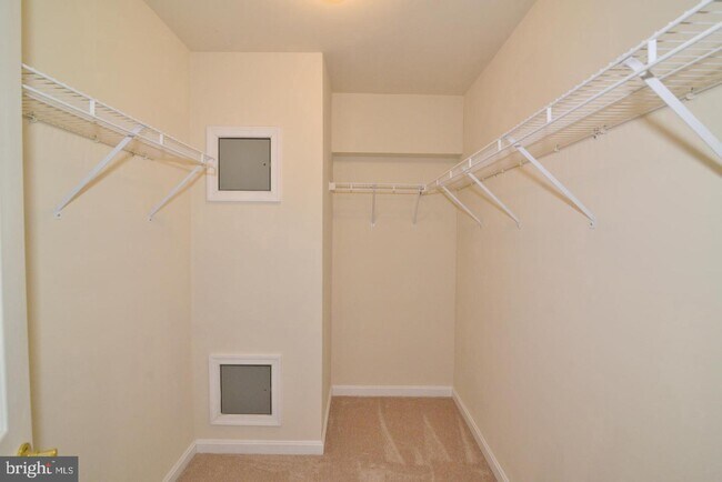 Building Photo - 3555 Huntley Manor Ln