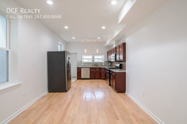 Foto del edificio - Stunning Three Bed Apartment in Point Breeze