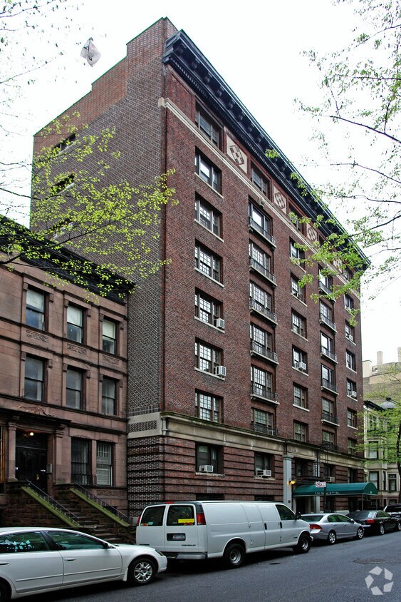 Building Photo - 320 W 87th St