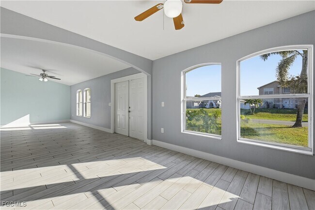 Foto del edificio - 1134 NE 4th Pl