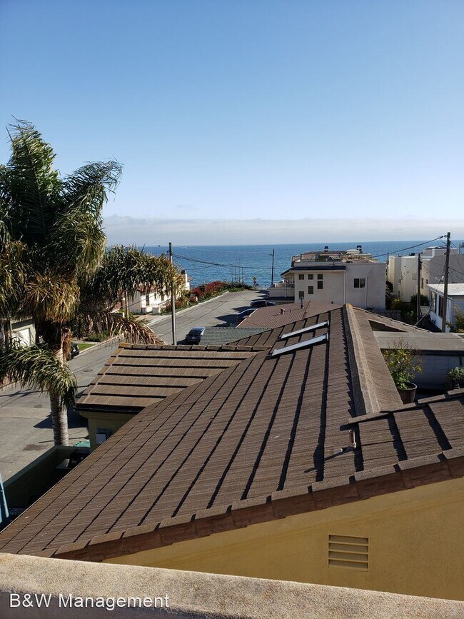 Foto del edificio - 2 br, 2.5 bath House - 340 Boeker Ave.