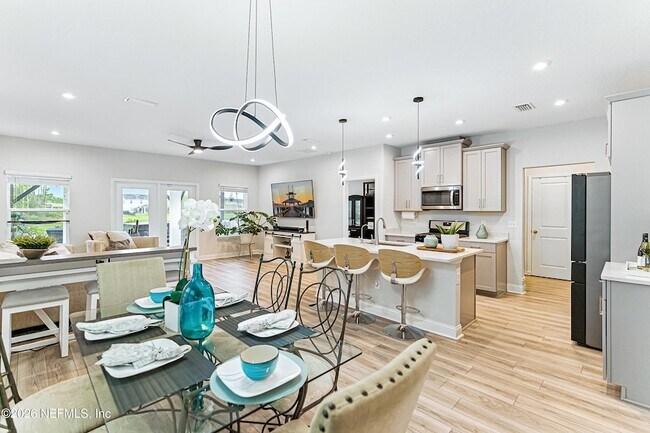 Foto del edificio - 105 Meadow Creek Dr