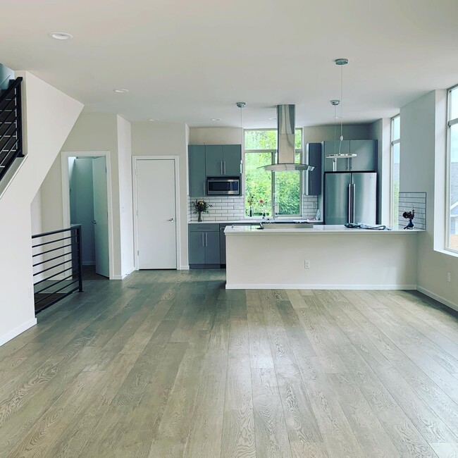 Kitchen and dining room area - 612 NW 85th St