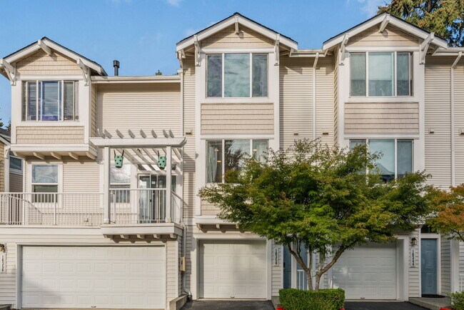 Foto del edificio - 16350 118th Ct NE