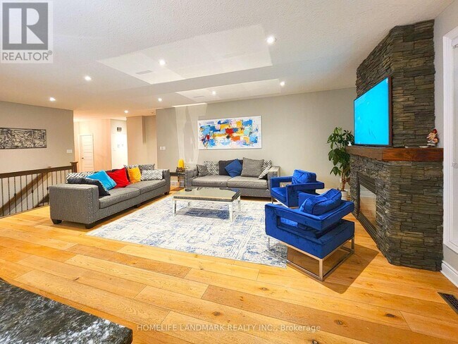 Photo du bâtiment - 127 Robin Ridge Dr