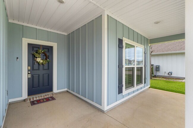 Foto del edificio - 5978 Forest Bay Ave