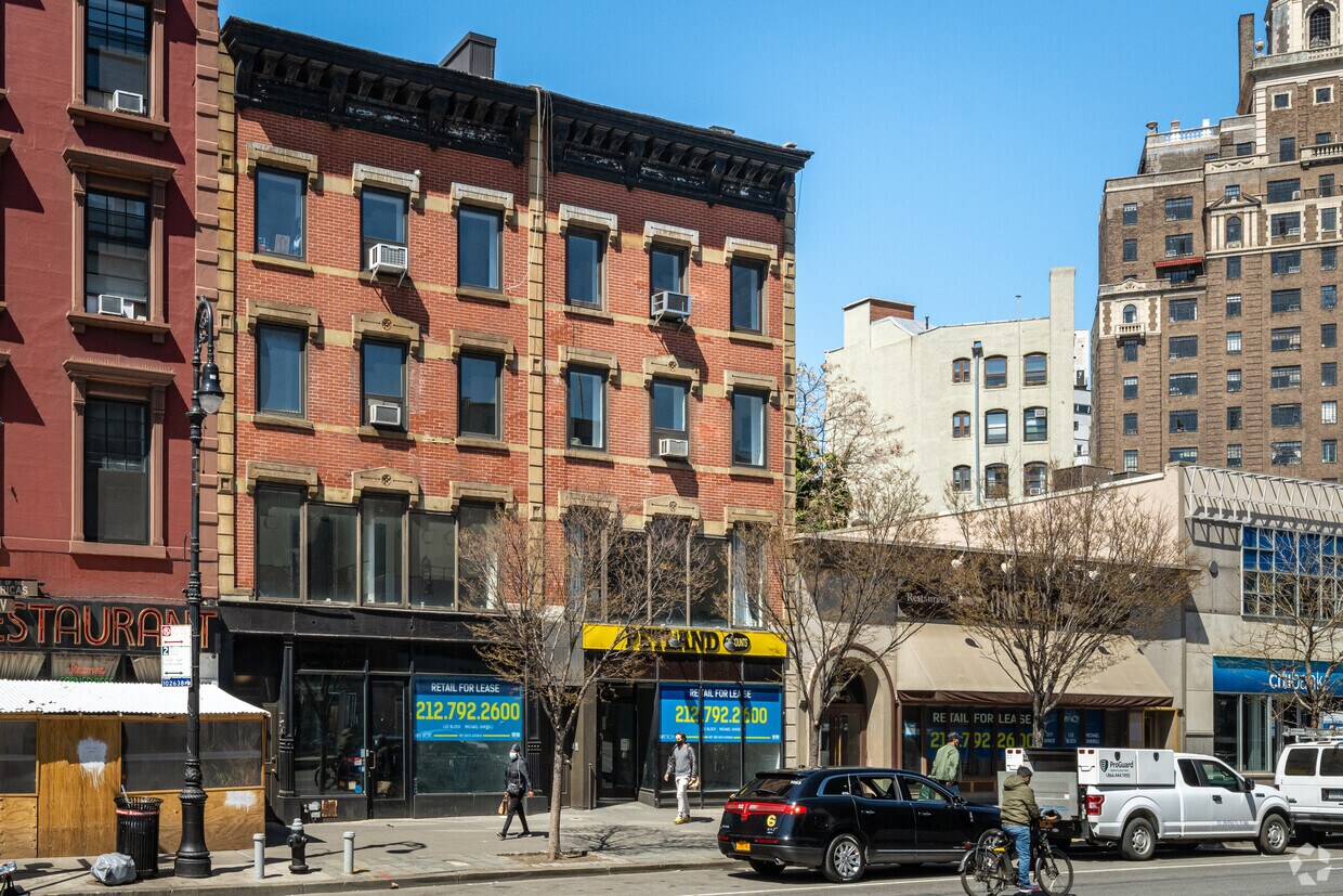 Primary Photo - 387 Avenue of the Americas