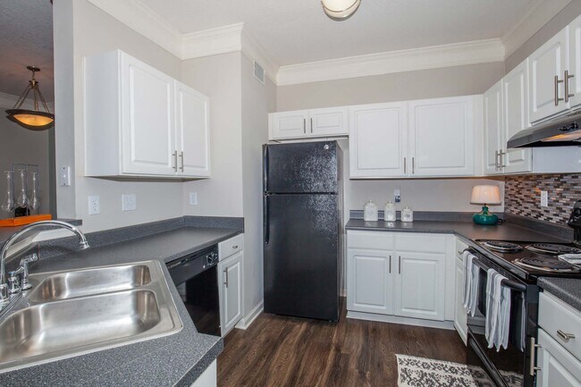 Building Photo - Carrington Place at Wildewood Apartments