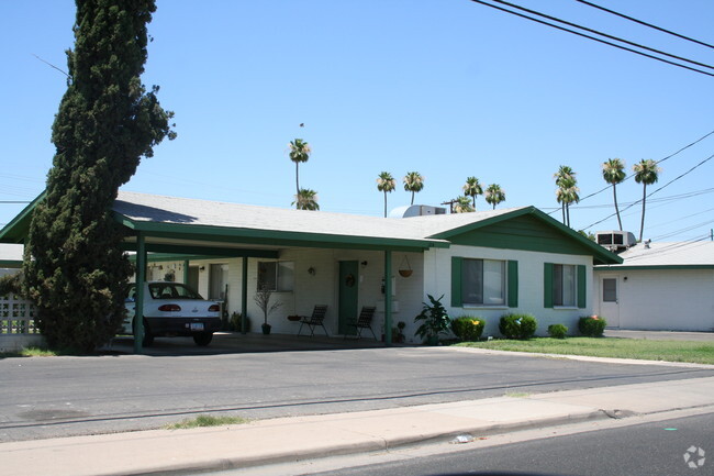 Foto del edificio - Sherwood Apartments