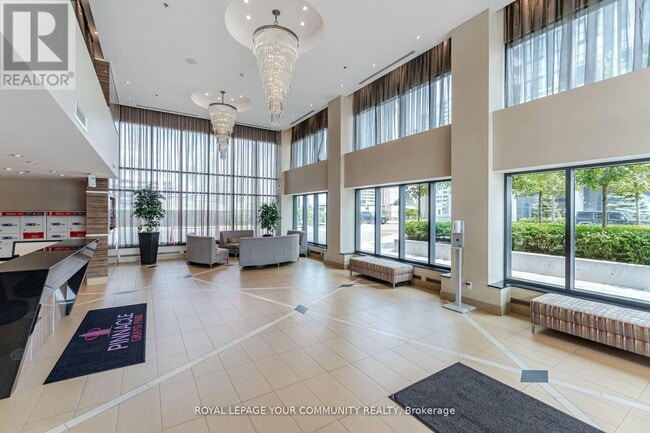 Building Photo - 3985-3985 Grand Park Dr