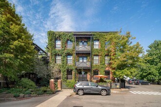 Building Photo - 1 Tannery Brook Row