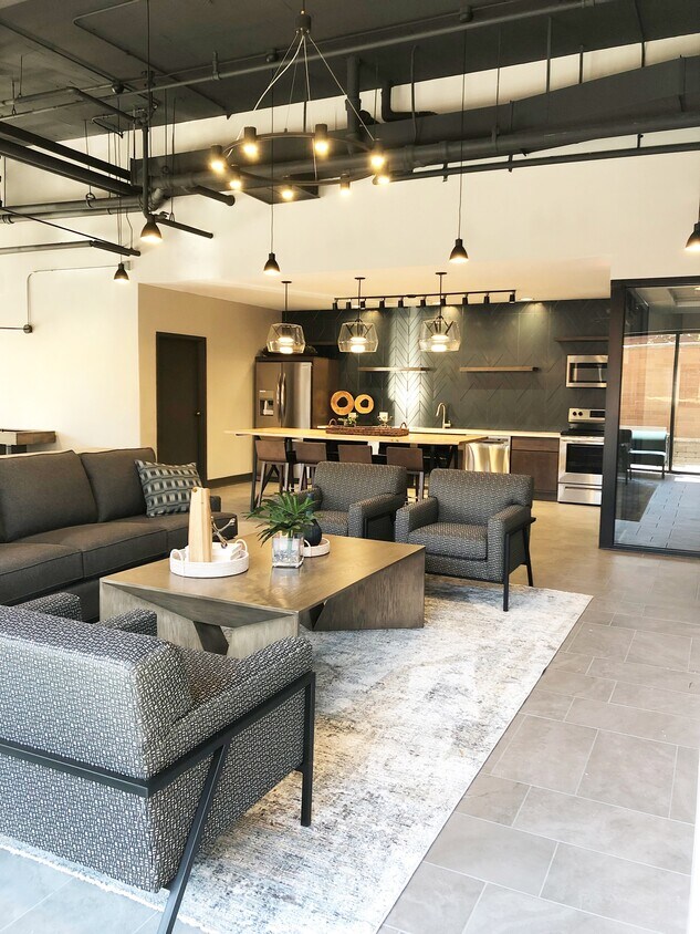 Dunton Tower Apartments Apartments in Arlington Heights, IL