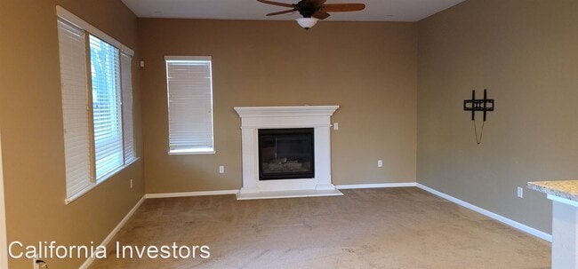 Building Photo - 3 br, 2 bath House - 1660 Flora Way