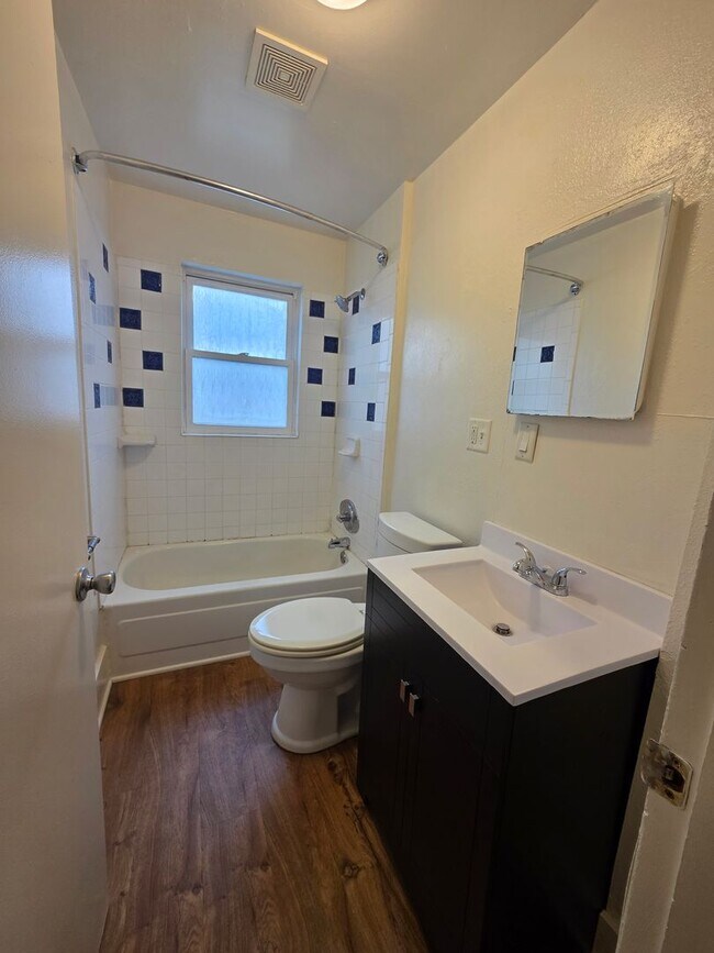 Foto del edificio - 216 S Mason St