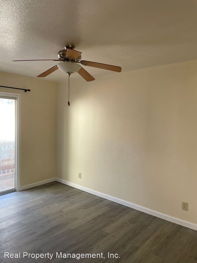 Building Photo - 3 br, 2 bath House - 1149 North Blvd.